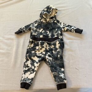 Spearmint Love Two piece infant set